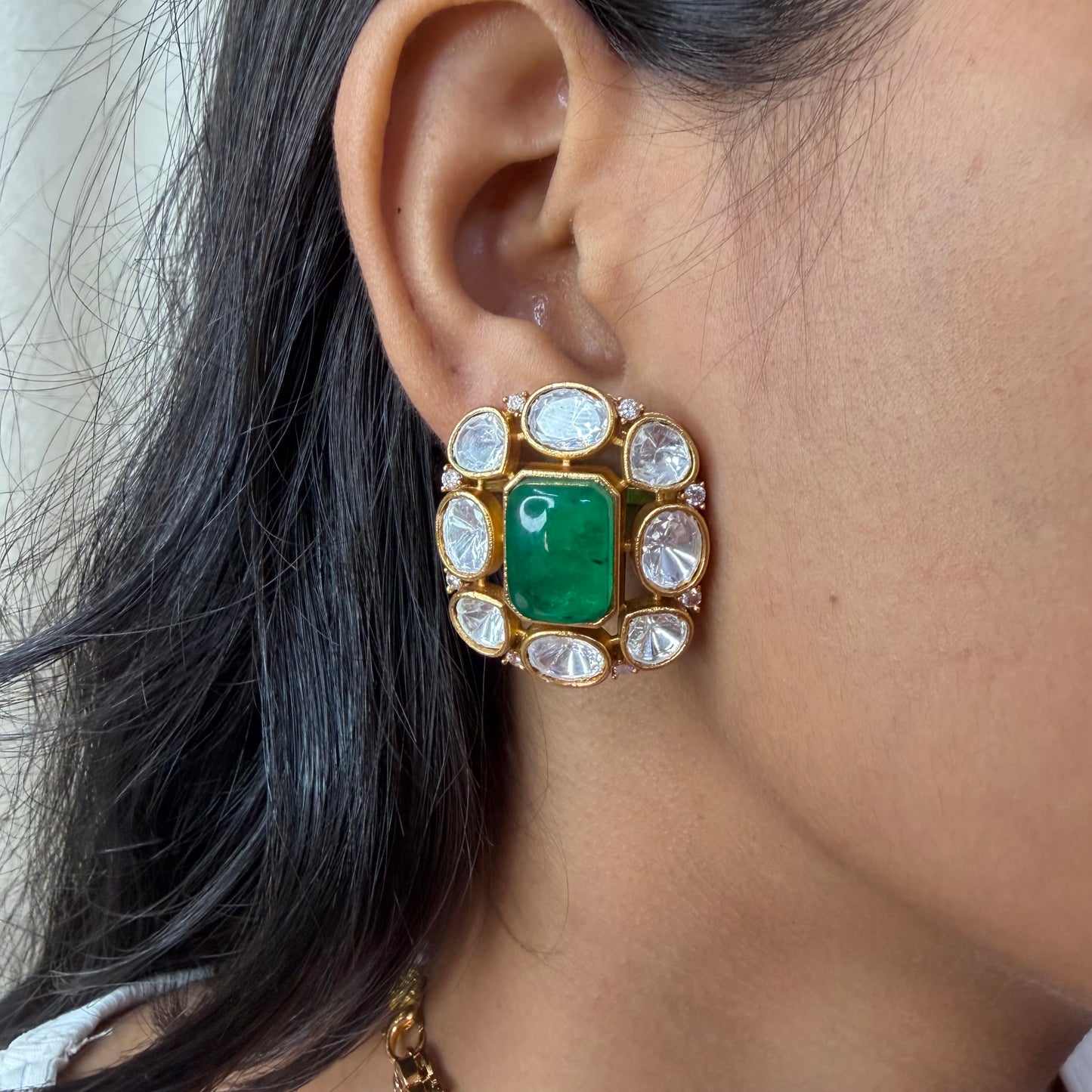 Green Bezel Moissanite Choker Necklace