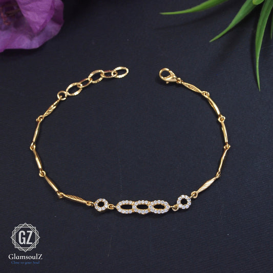 Elevate your everyday style with Glamsoulz' trendy & affordable daily wear bracelets. Shop now for minimalist, beaded, charm & more! 