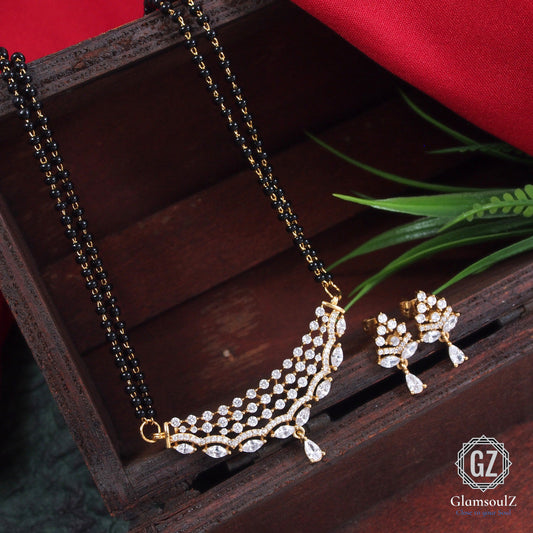 Elevate your everyday elegance with Glamsoulz's stunning daily wear diamond mangalsutras. Modern designs, exquisite craftsmanship, and dazzling diamonds. 