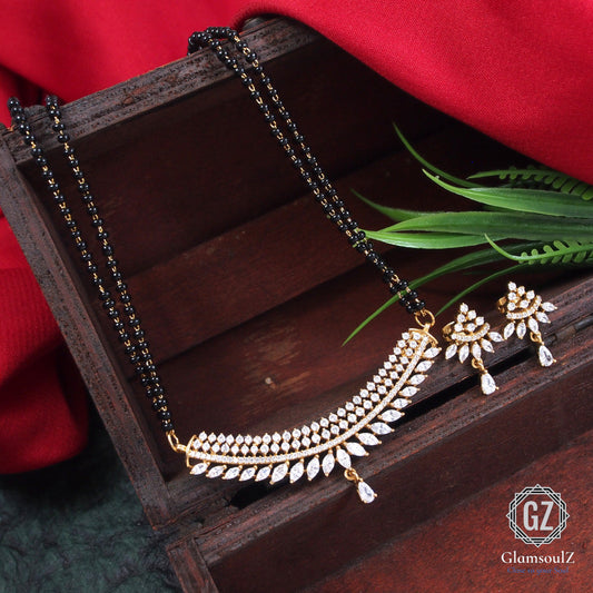 Elevate your everyday style with Glamsoulz' exquisite daily wear diamond mangalsutras. Contemporary designs, sparkling diamonds, and timeless elegance for the modern woman. 